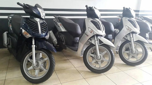 Xe tay ga cạnh tranh Honda SH bắt đầu bán ở Hà Nội - 1