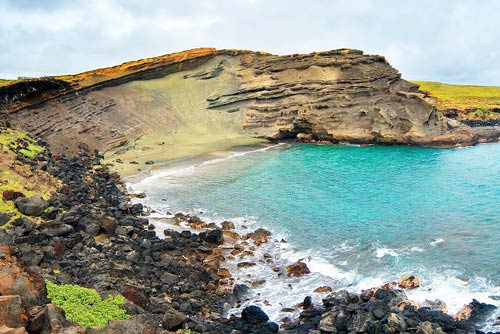 Bãi biển cát xanh lạ kỳ ở Hawaii - 6