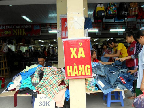 Tránh bẫy lừa mang tên “Thanh lý toàn bộ cửa hàng” - 3