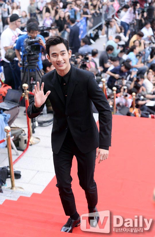 Kim Soo Hyun đại thắng cùng “Vì sao đưa anh tới” - 2