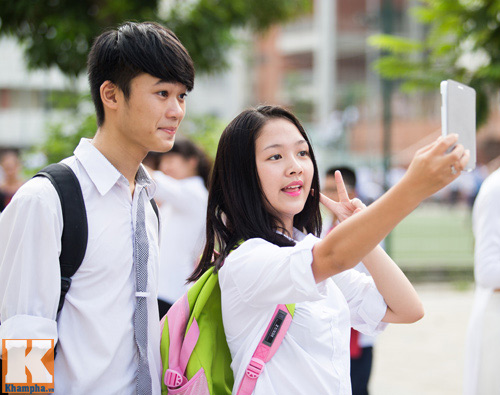 Nữ sinh Hà Nội rạng rỡ ngày tựu trường - 10