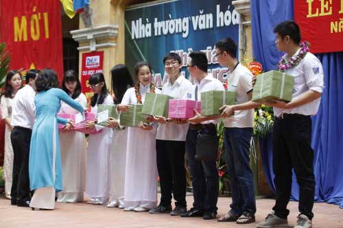 Chùm ảnh: HS cả nước háo hức chào đón lễ khai giảng - 5