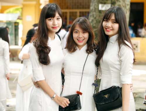 Nữ sinh Hà Nội rạng rỡ ngày tựu trường - 7