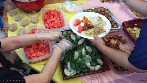 Phụ nữ Hàn Quốc thi nhau “gãy tay” dịp Trung thu - 2