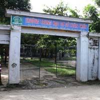 Tin tức trong ngày - HS bị đâm vật nhọn nghi dính HIV: Công an vào cuộc