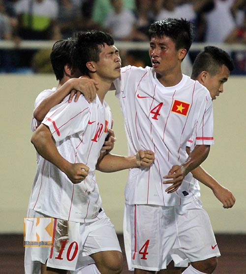 Cầu thủ U19 Việt Nam có cơ hội vào ĐTQG - 1