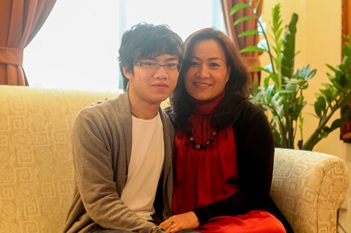 Cậu bé vàng Piano Nguyễn Việt Trung tái ngộ khán giả Việt - 8