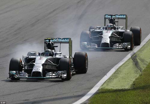 Tin HOT 8/9: Hamilton bênh vực Rosberg - 1