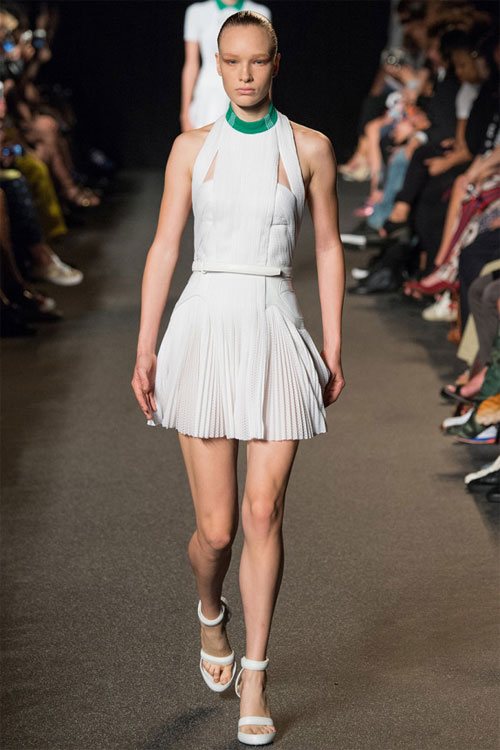 Thiên tài châu Á biến hóa phong cách thể thao - 3