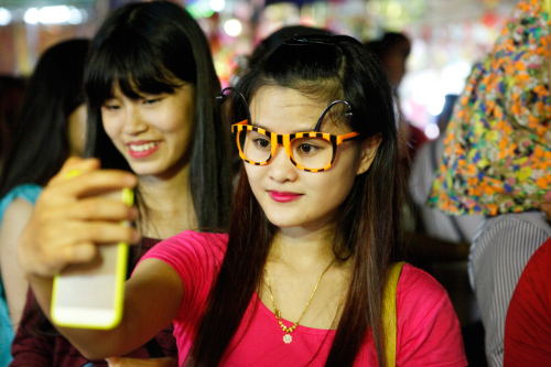 Thiếu nữ Hà thành rạng ngời đi chơi trung thu - 10