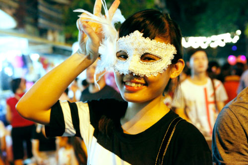 Thiếu nữ Hà thành rạng ngời đi chơi trung thu - 13