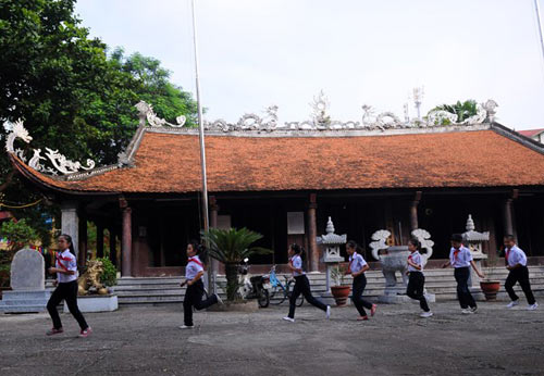 Giữa Thủ đô: Trường học cũng chính là... đình làng - 9