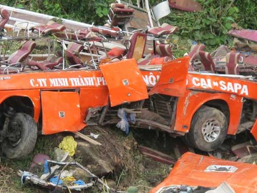 Tai nạn thảm khốc ở Sa Pa: Số người tử vong đã lên 14 - 1
