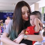 Ca nhạc - MTV - Angela Phương Trinh cùng nhiều sao Việt tích cực làm từ thiện