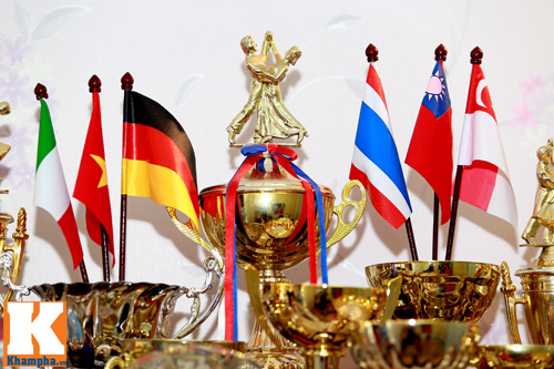 Bộ sưu tập thành tích "khủng" của cô gái vàng Dancesport - 11