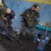 Ukraine: Lính Nga rút gần hết khỏi miền đông