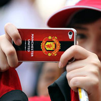 Bóng đá - Iphone 6 - chiếc điện thoại hoàn hảo cho fan MU