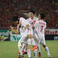 Bóng đá - Xà ngang từ chối cú nã đạn của U19 Việt Nam