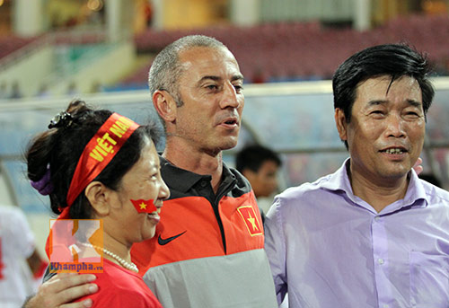 Mẹ Công Phượng: Sướng quá, về mổ trâu thôi! - 5