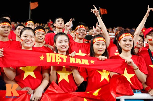 Mỹ Đình “đỏ rực” tiếp lửa cho U19 Việt Nam - 6