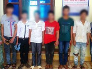 Pháp luật - 8 trai làng chặn đường sàm sỡ cô gái người Pháp