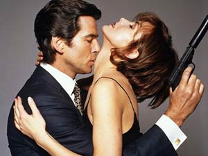 Phim - Đời thăng trầm của “điệp viên" hấp dẫn nhất hành tinh