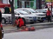 Tin tức trong ngày - Trung Quốc: Đâm chết người giữa phố vì ghen tuông