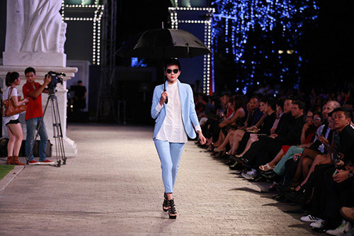 Thiết kế trăm triệu khuấy đảo Đẹp Fashion Runway - 11