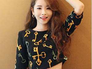 Thời trang công sở - Khéo chọn váy khoe eo thon