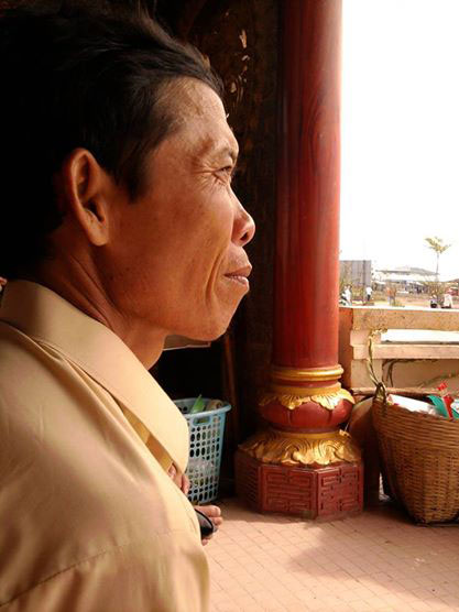 Thương nhớ cha mẹ nơi quê nhà - 2