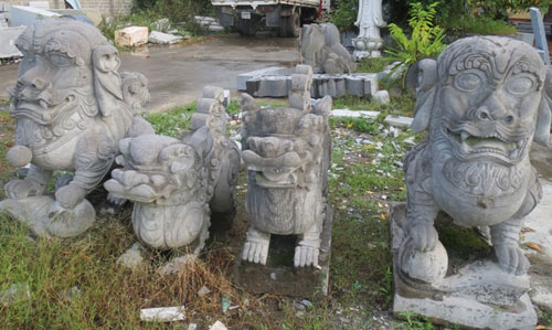 Sư tử đá ngoại lai ở làng nghề đá mỹ nghệ mốc xanh vì ế - 5