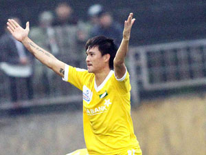 Bóng đá - SLNA thiếu tiền, Công Vinh có thể lại xuất ngoại