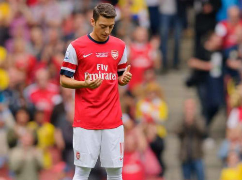 Kinh nghiệm từ Mourinho: Arsenal nên loại bỏ Oezil - 1