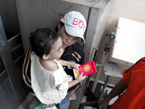 Cặp đôi đánh bé gái 4 tuổi thừa nhận gian dối - 2