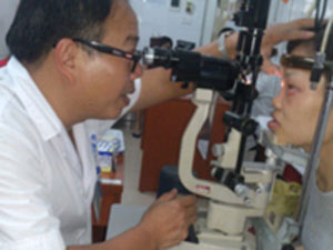 Hà Nội đã có gần 2.000 người đau mắt đỏ đến bệnh viện