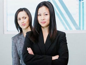 Bạn trẻ - Cuộc sống - Đừng để bạn "nhỏ bé" trong mắt đồng nghiệp