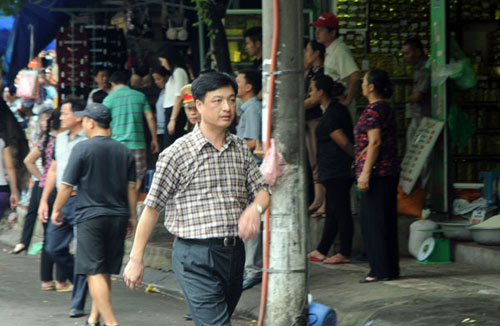 Hà Nội: Toàn cảnh 6 giờ giải cứu con tin ở khu tập thể - 10