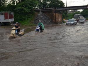 Tin tức trong ngày - Hà Nội có thể ngập nặng vì bão Kalmaegi