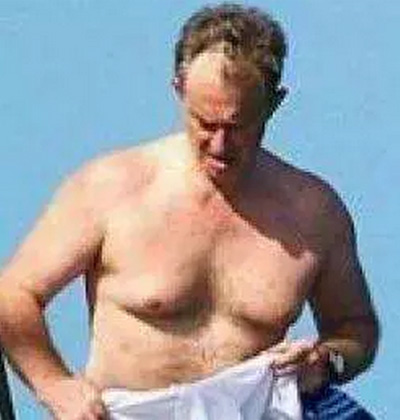 Những quý ông nổi tiếng có... bộ ngực phụ nữ - 7