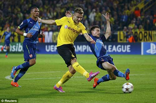Dortmund - Arsenal: Sức ép nghẹt thở - 1