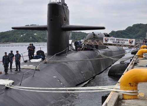 Mỹ điều 2 tàu ngầm khủng tới "trấn giữ" Biển Đông - 1
