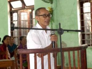 Pháp luật - Ông lão 70 tuổi trộm xe máy để... đi thăm con