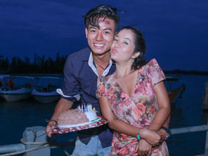 Phim - Thúy Nga tổ chức sinh nhật cho "trai đẹp 6 múi"