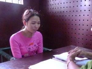 Pháp luật - Người phụ nữ bán rong với vỏ bọc cán bộ Sở Tư pháp