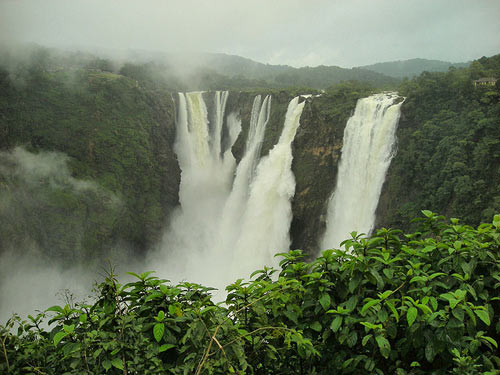 Bản Giốc vào top 10 thác nước hùng vĩ nhất thế giới - 1