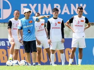 Bóng đá - BXH FIFA tháng 9: Thi đấu tốt Việt Nam vẫn tụt hạng