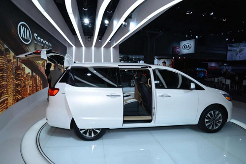 Đã có giá Kia Sedona 2015 - 5