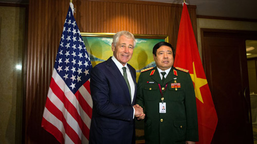 Vì sao Mỹ cần bán vũ khí sát thương cho Việt Nam? - 2