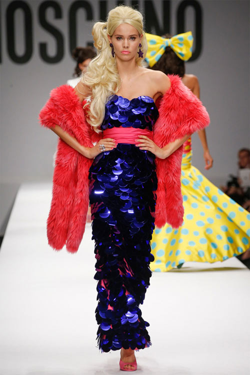 Xem Moschino thiết kế đồ cho "búp bê sống" - 4