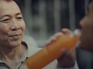 Bạn trẻ - Cuộc sống - Ứa nước mắt với clip "Khi cha mẹ nói dối"